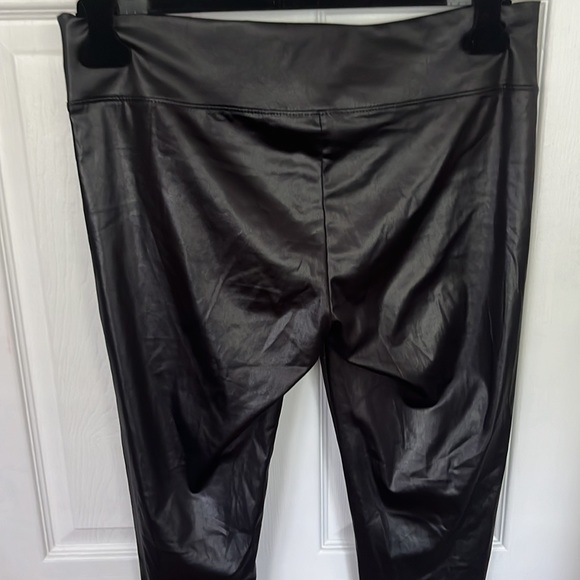 Black spandex leggings - GUILTY - size large - Picture 3 of 3
